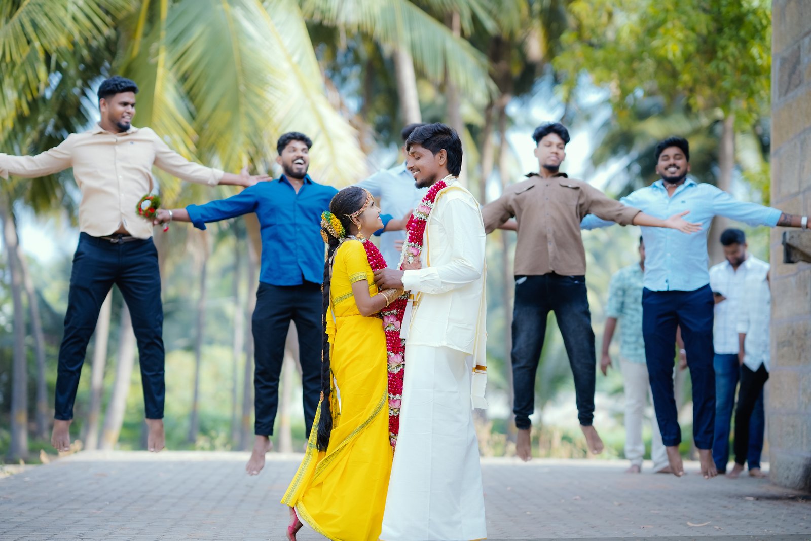 Vinoj & Anushya - Image 7
